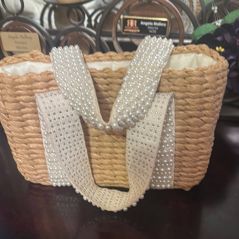 Elegant Pearl-Embellished Tan Woven Bag